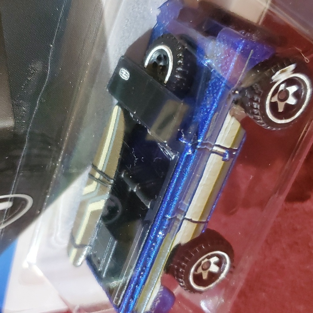 Hot‎ Wheels - Picture 4 of 9